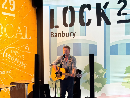 Live Music from Dan Lumley