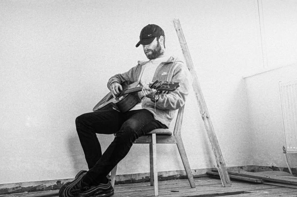 Live Music from Frazer Lepford