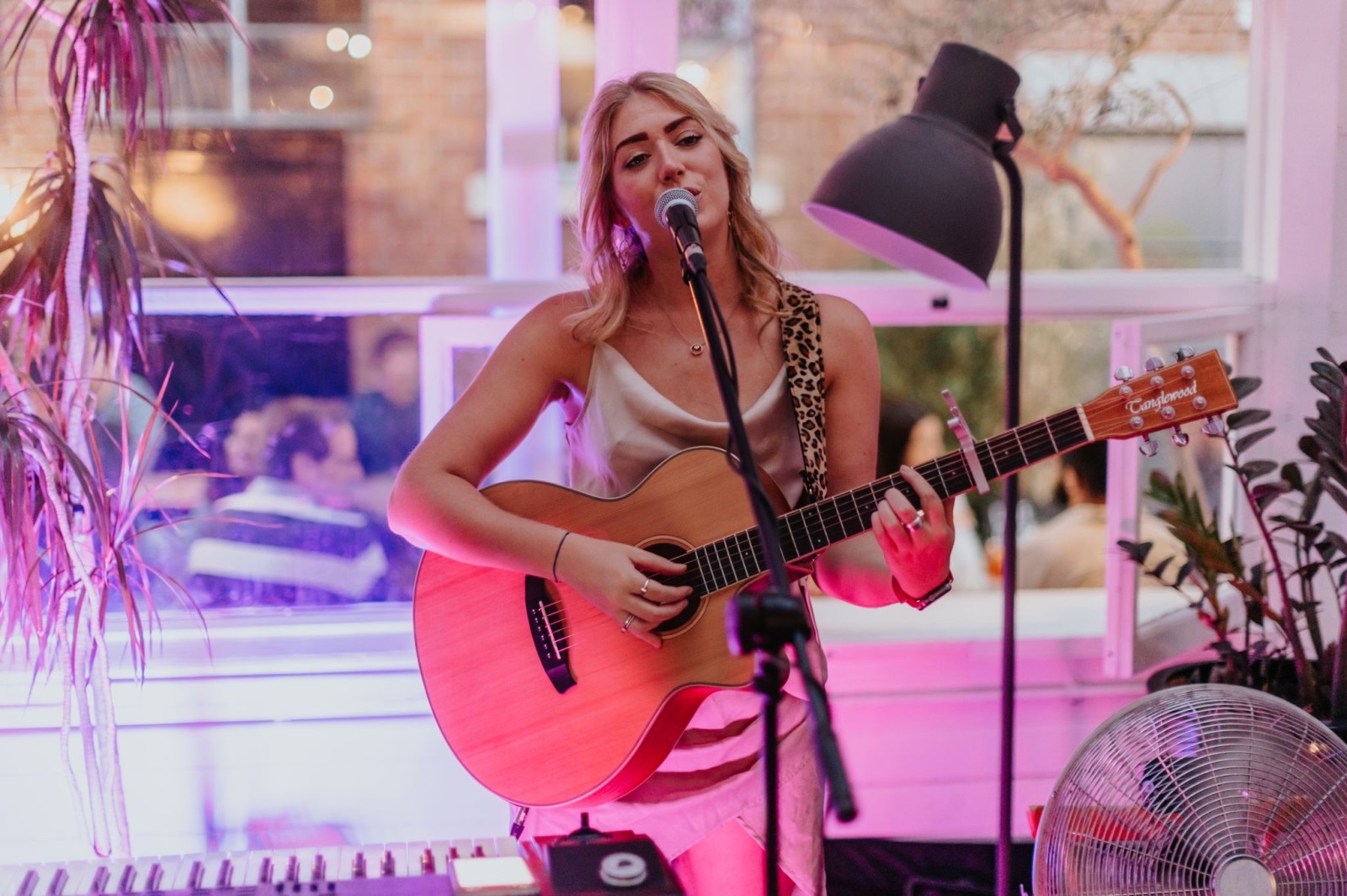 Live Music with Emma DLQ